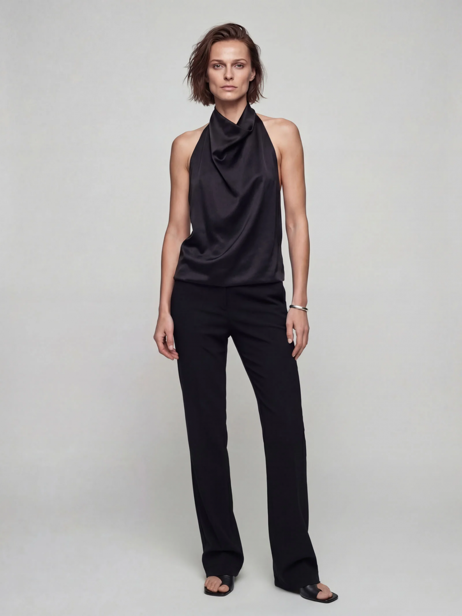 Топ Tori LOOKSEE